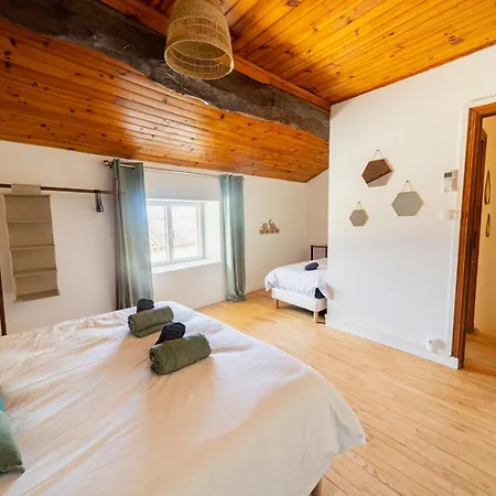 Апартаменты Escapade En Val De Saone T4 Familial & Jardin Thoissey